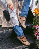 MARY JANE - THEODORA