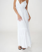 Flowing long cotton V-neck dress with straps white Wynora