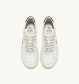 MEDALIST LOW SNEAKERS IN WHITE AND BLACK LEATHER (WOMAN)