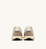 REELWIND LOW SNEAKERS IN PEPPER AND WHITE SUEDE AND NYLON (WOMAN)