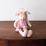 La Grande Famille Little rabbit Sylvain