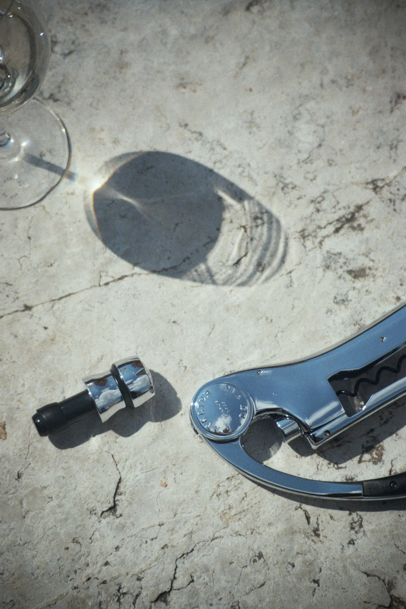 L ATELIER DU VIN Up Down
