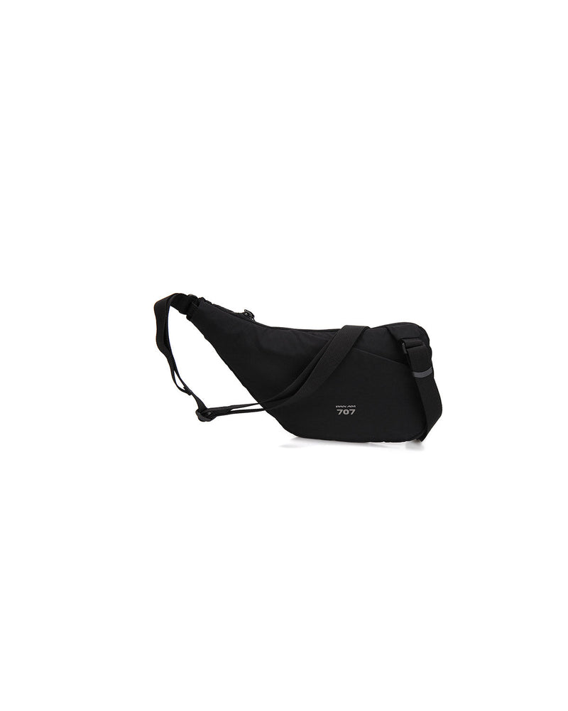 707 LIGHT DIAGONAL SLIM SLING BAG_BLACK