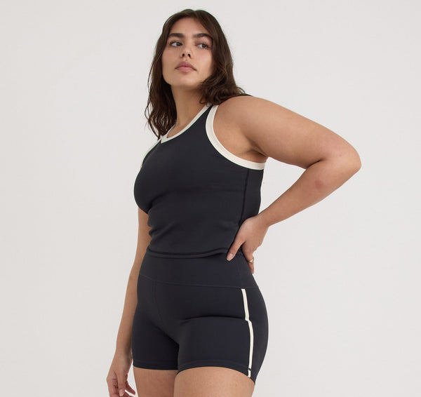 ACTIVE FLOW TANK TOP - BLACK