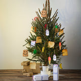 AVEVA DESIGN LITTLE HANGINGS TOAST