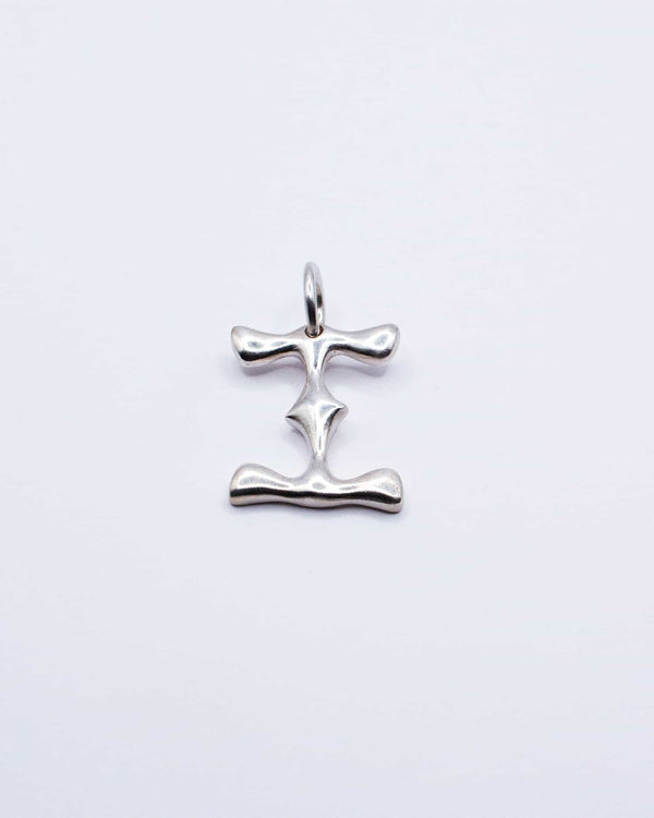 Alphabet Pendant [I]_1