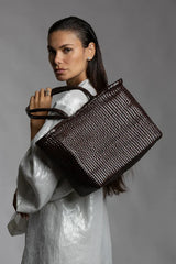 B WEAVE BASKET BIG - DARK BROWN