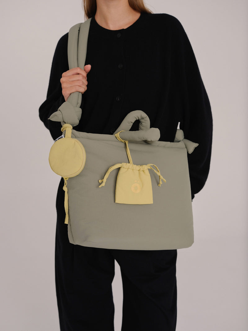 CIRCULAR MINI PURSE - LIME