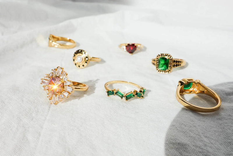 Ch?rie Goldplated Ring Zigzag Green