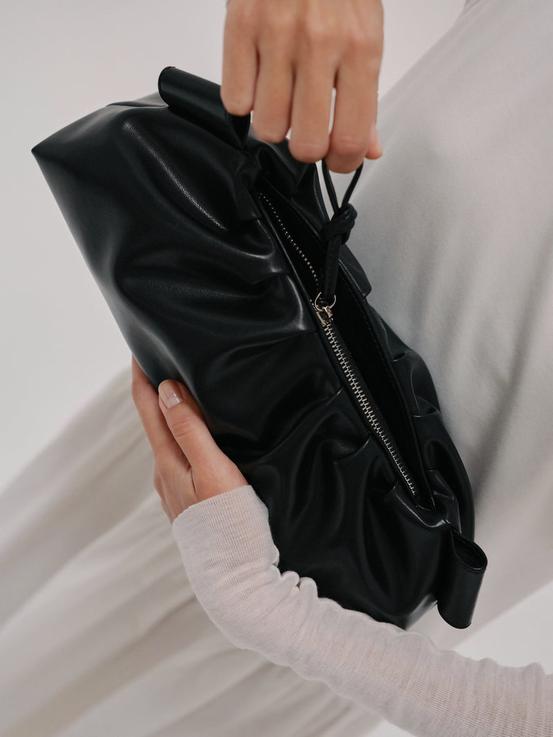 DUMPLING BAG - BLACK