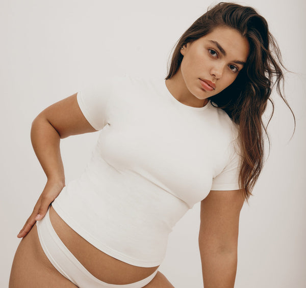 FLEX TEE - OFF WHITE