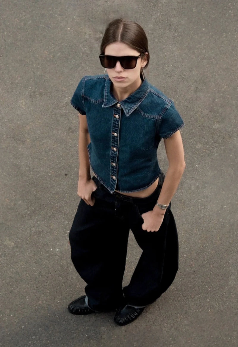 VARSITY BLUES TEE - MID BLUE