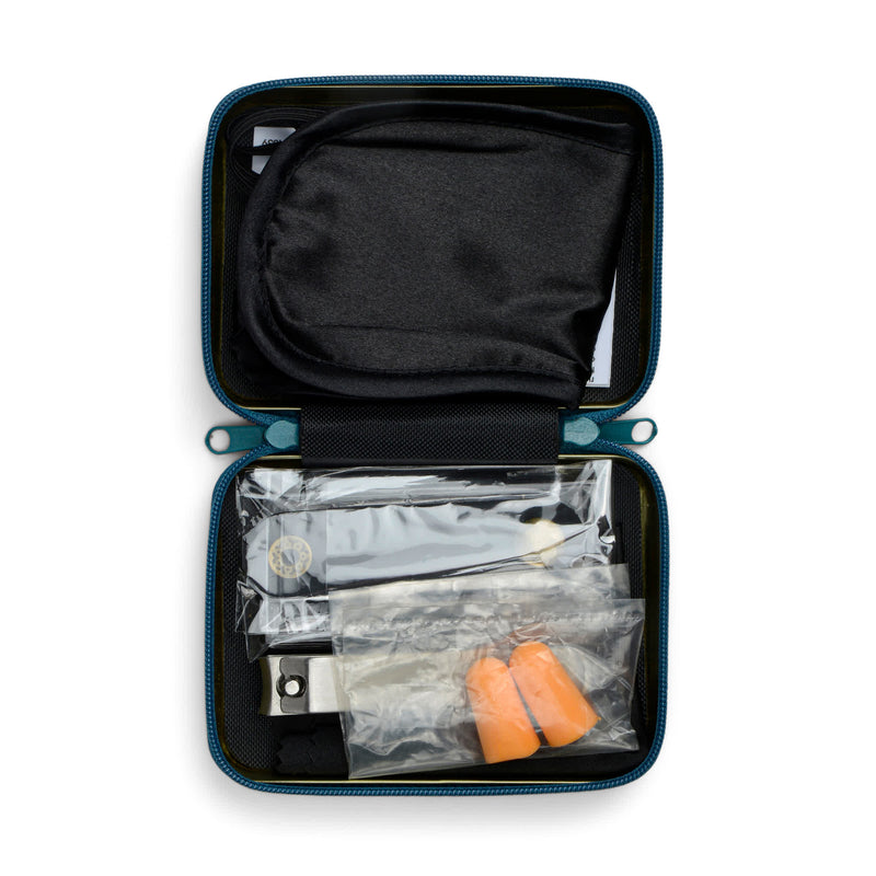 Gentlemen's Hardware The Jet Setter Kit