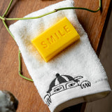 Guest Towel Set Peeking