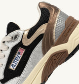 HYPERWAY SNEAKERS IN BLACK AND SILVER LAMINATED LEATHER AND MESH (MAN)