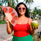 Hand fan tomatoes