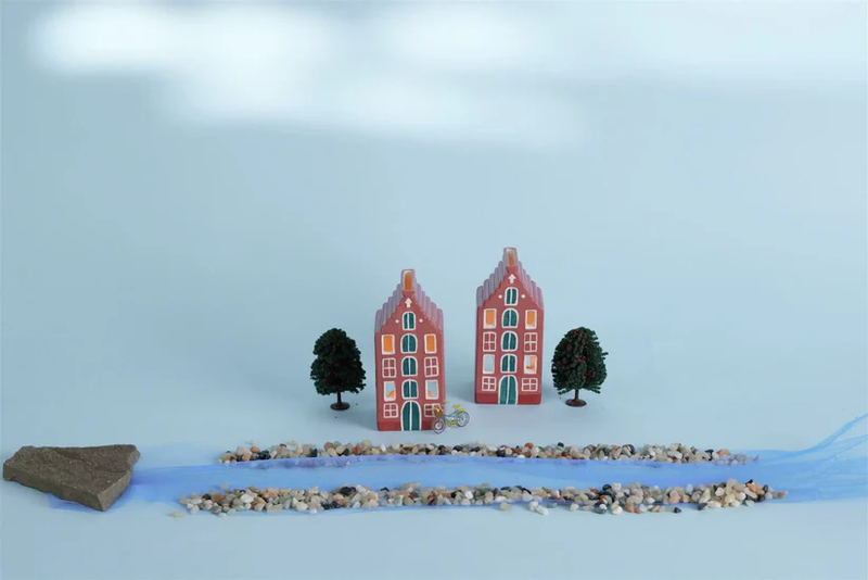 PADDYWAX 02 The Amsterdam House Incense Tea Light Holder