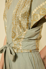 TOP CROP CLASSIC TRIANGLE WRAP TIES - STONE/GOLD