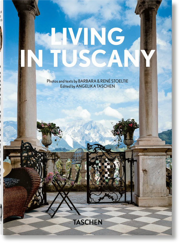 Living in Tuscany. 40th Ed.