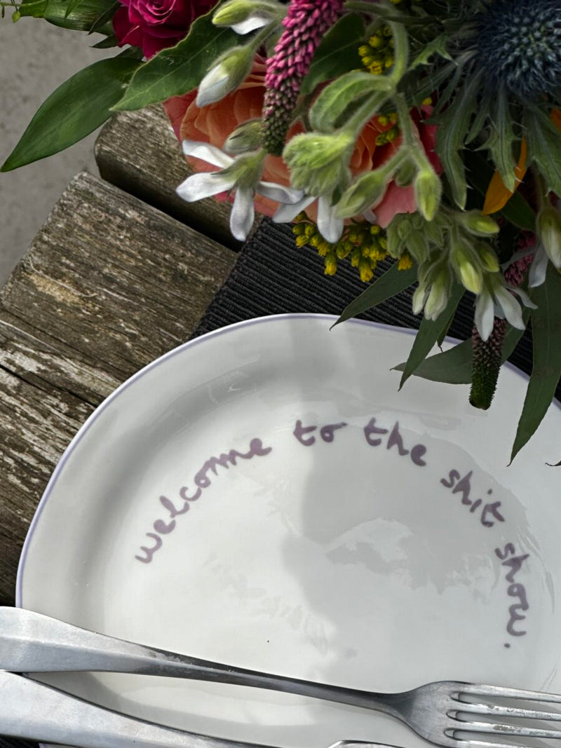 Maegen - Slogan Plate - Lilac