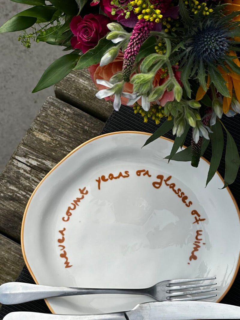 Maegen - Slogan Plate - Orange - Never count years