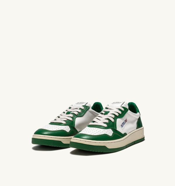 MEDALIST LOW BICOLOR SNEAKERS IN WHITE AND GREEN LEATHER (MAN)