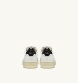 MEDALIST LOW SNEAKERS IN WHITE AND BLACK LEATHER (WOMAN)