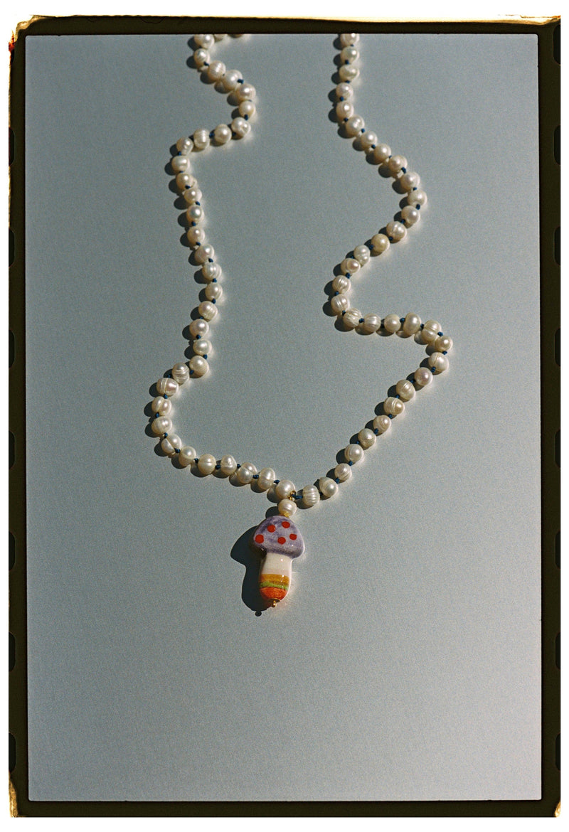 NECKLACE FUNGHI LILA NUEVO