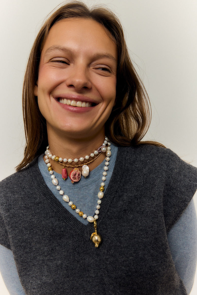 NECKLACE HALF-POMEGRANATE