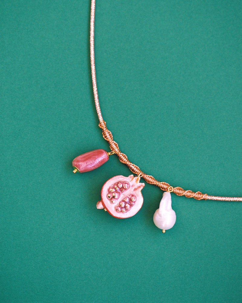 NECKLACE HALF-POMEGRANATE
