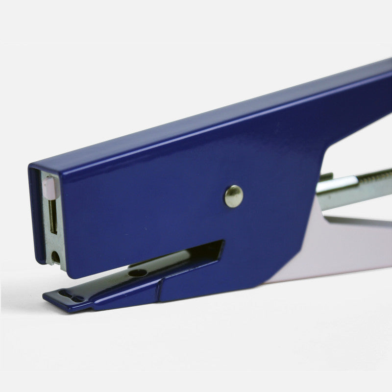 PAPIER TIGRE Stapler - Cobalt Pink