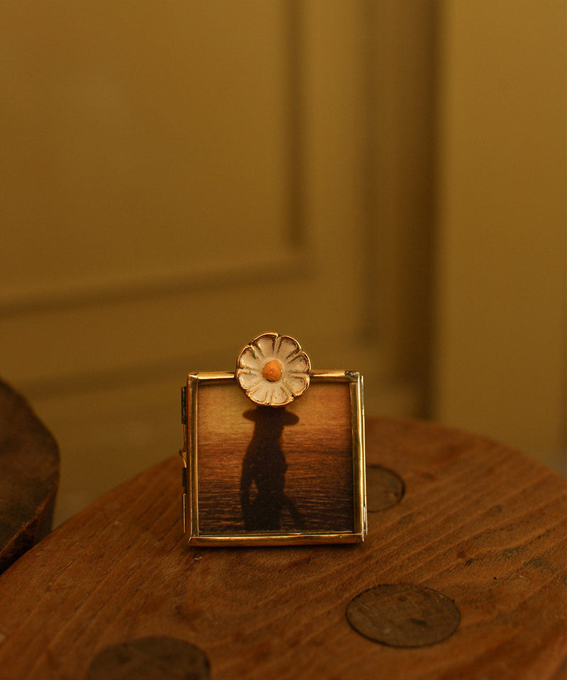 Posy Daisy Frame Mini