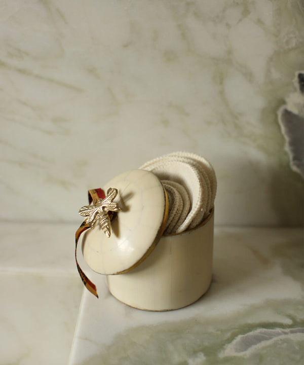 Queen Bee Circus Box Large White