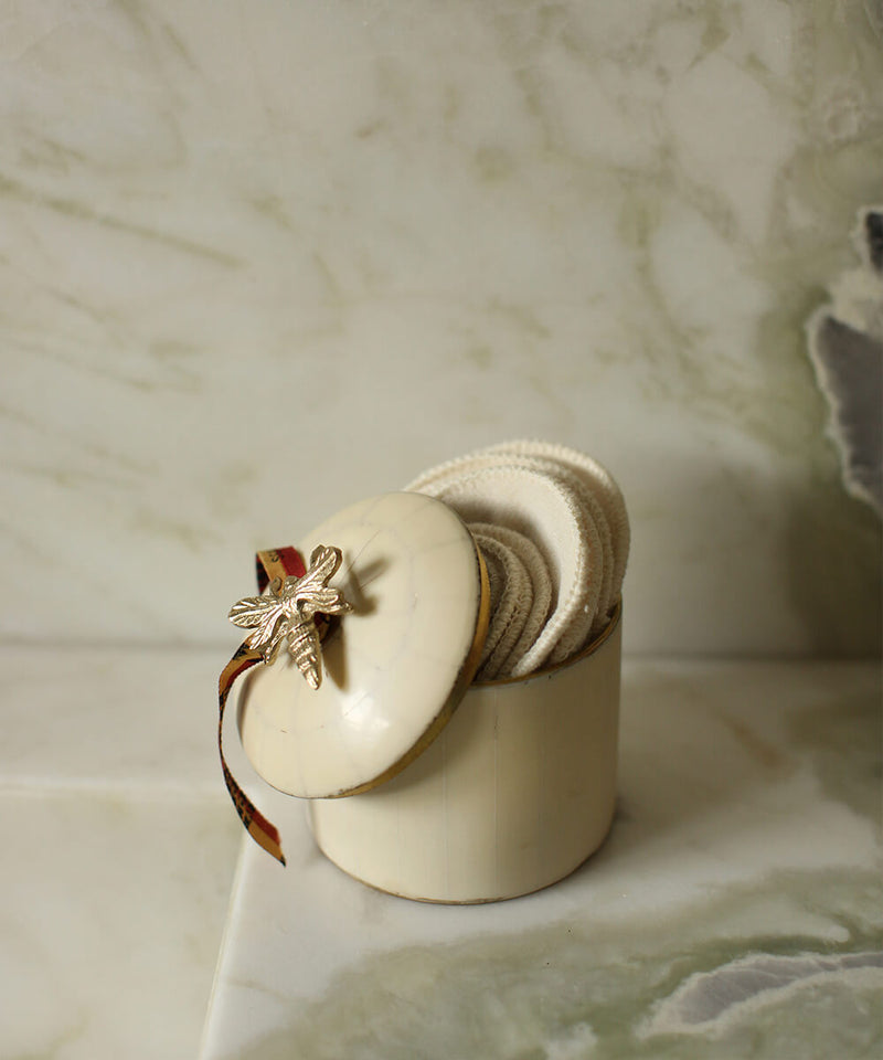 Queen Bee Circus Box Large White