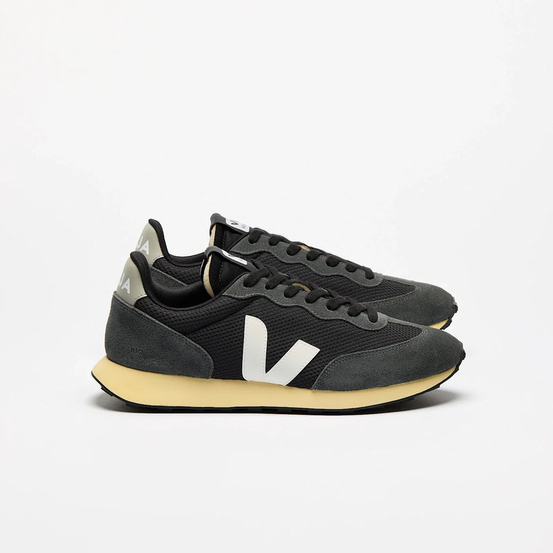 veja-sneakers-Rio Branco II BLACK WHITE
