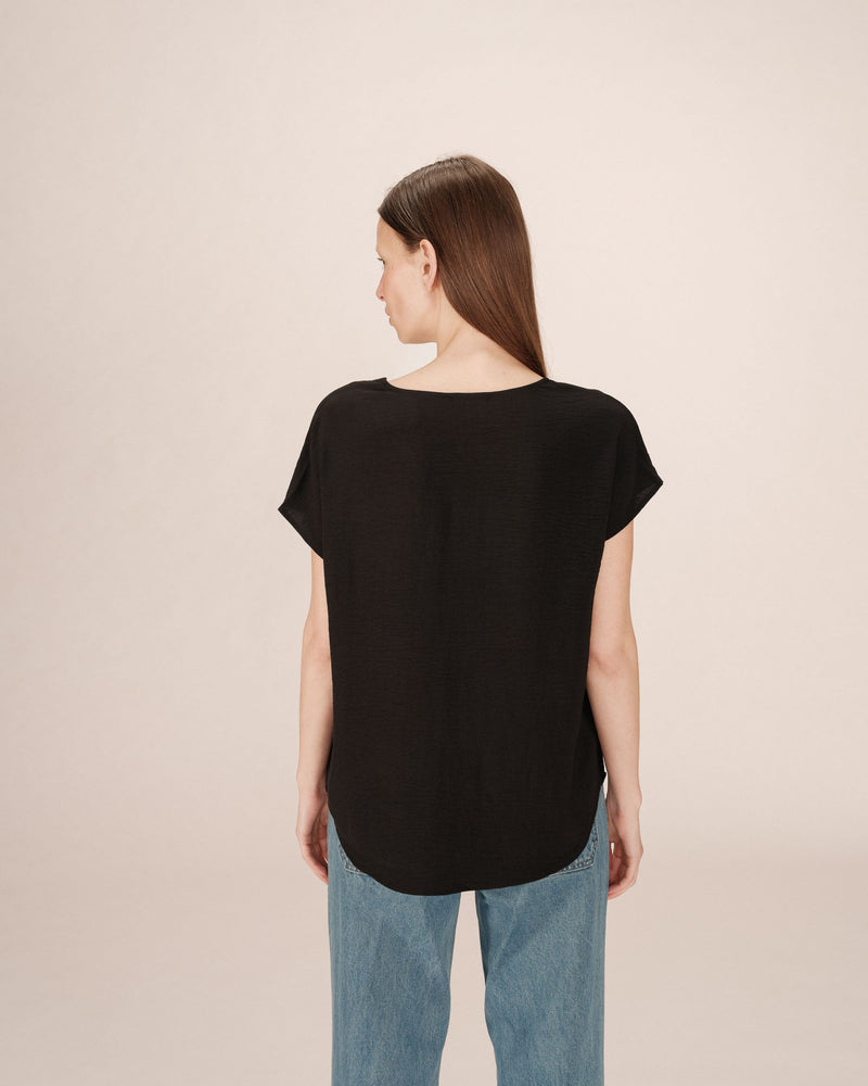 SEASON_FW2517054_NOIR