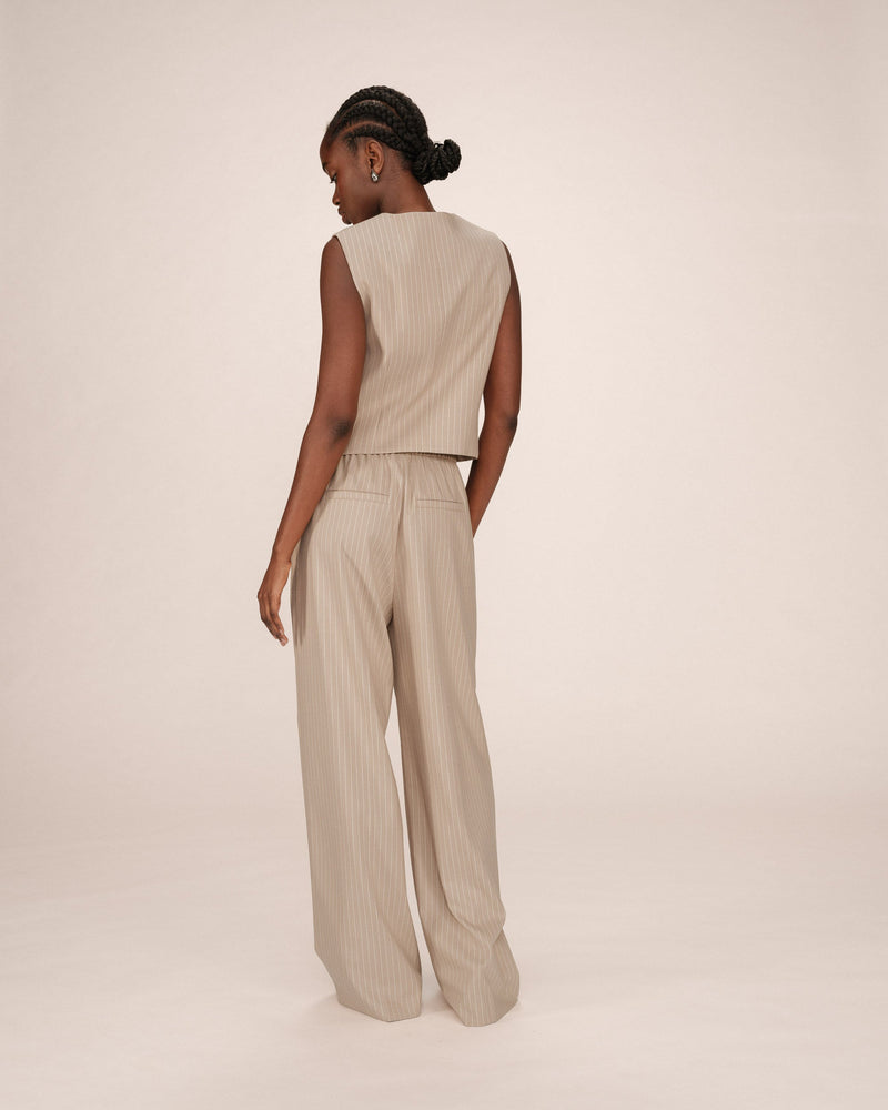 SISTER_FW25111013_GREIGE