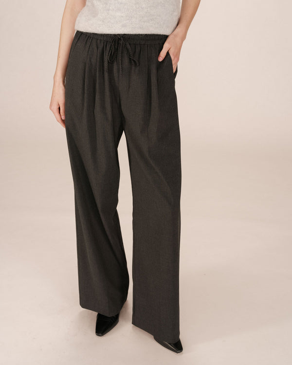 STAY_FW2513017_ANTHRACITE