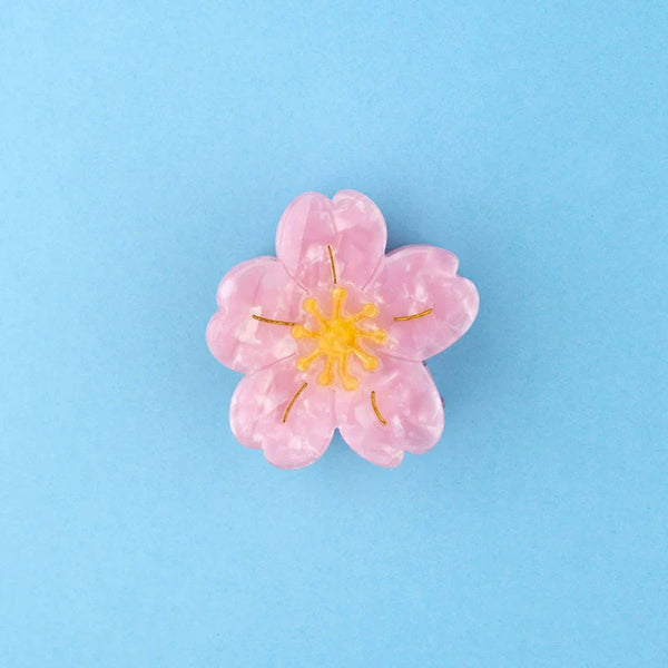 Sakura hair claw