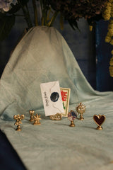 Zoey Flower Card Holder