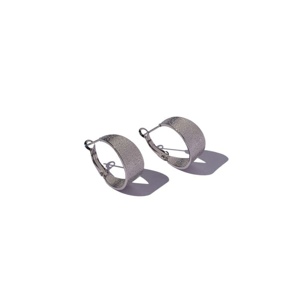 Chanika's Earrings (Silver Shiny)_1