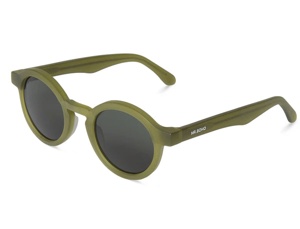 MATTE BASIL DALSTON WITH CLASSICAL LENSES