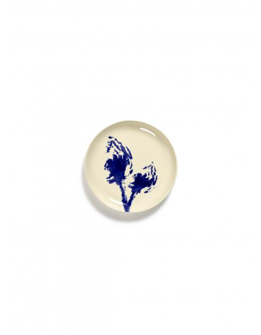 PLATE S WHITE ARTICHOKE BLUE FEAST